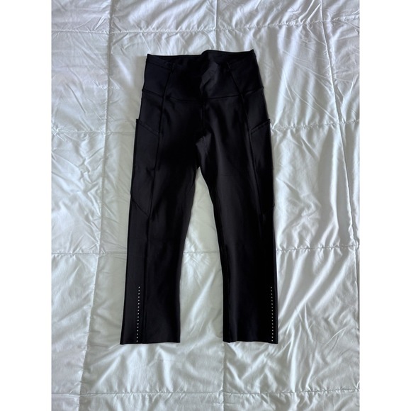 Lululemon Size 4 Fast Free Crop II Nulux 20" Black With Pockets Workout Gym EUC - Picture 1 of 10